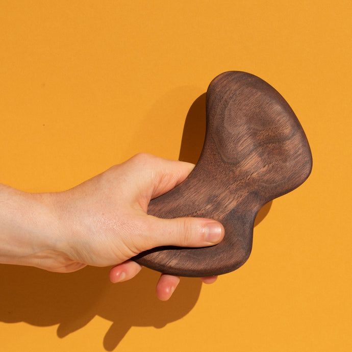 How To Use A Gua Sha: The Healing Power of The Chord Cutter